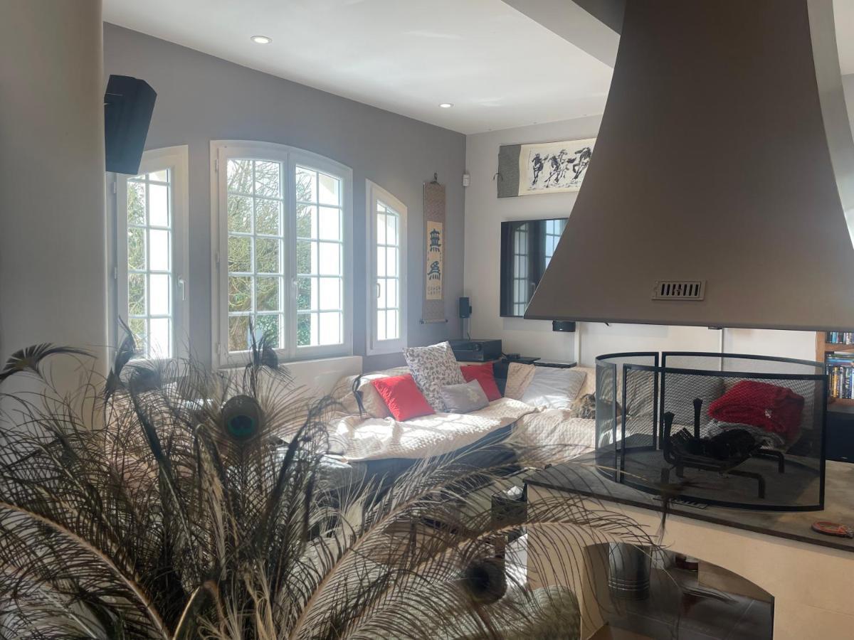Domaine Des Peyries - Chambres Et Table D'Hotes Saint-Barthelemy-d'Agenais エクステリア 写真