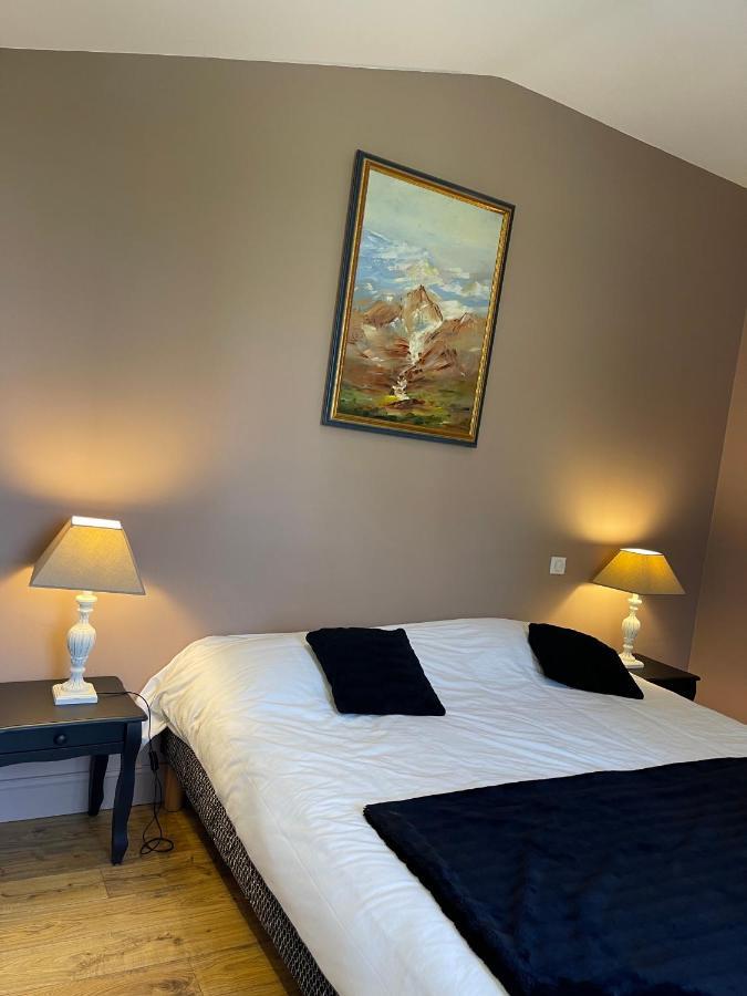 Domaine Des Peyries - Chambres Et Table D'Hotes Saint-Barthelemy-d'Agenais エクステリア 写真