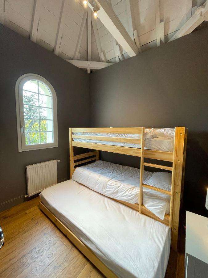 Domaine Des Peyries - Chambres Et Table D'Hotes Saint-Barthelemy-d'Agenais エクステリア 写真
