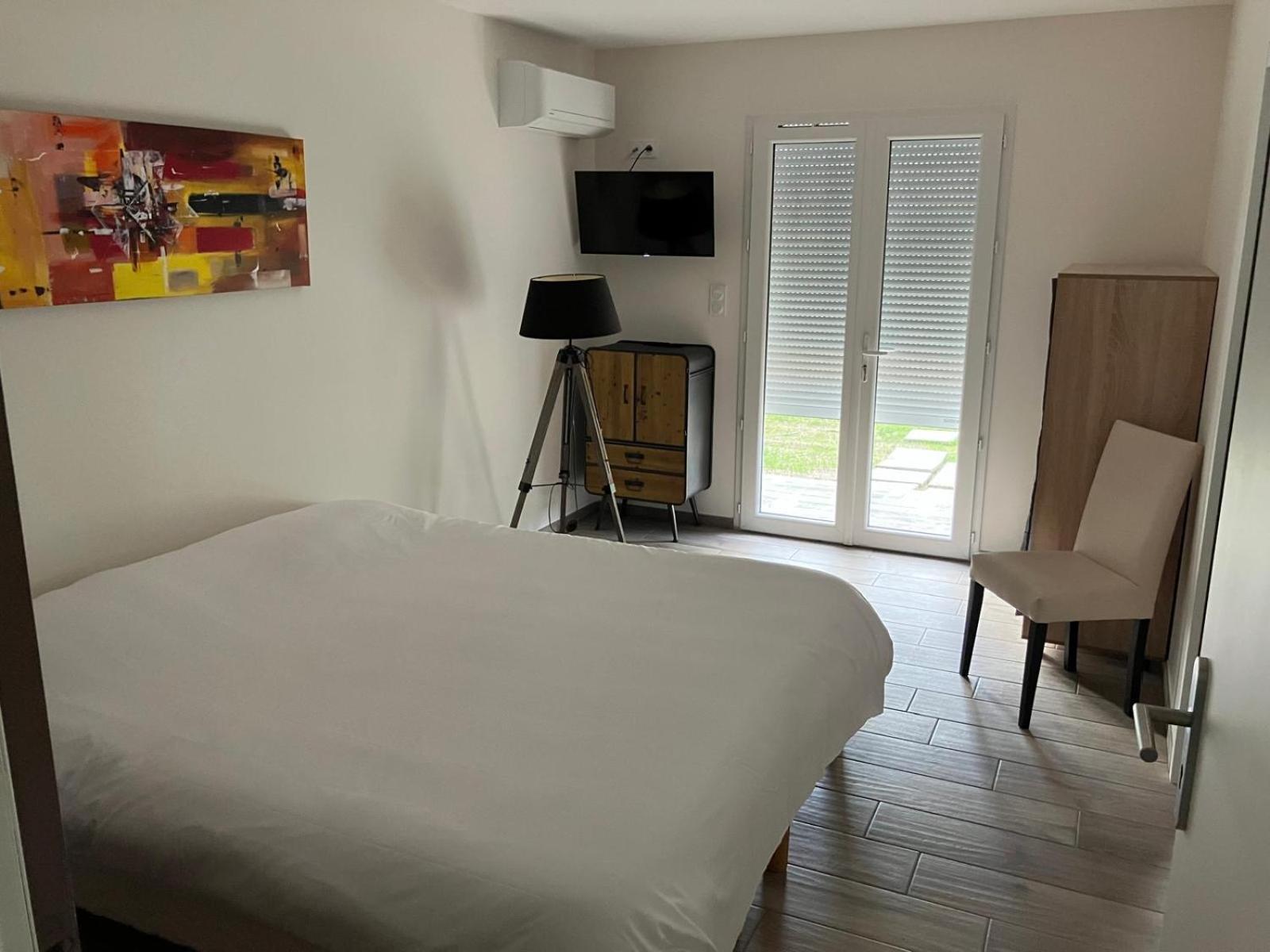 Domaine Des Peyries - Chambres Et Table D'Hotes Saint-Barthelemy-d'Agenais エクステリア 写真