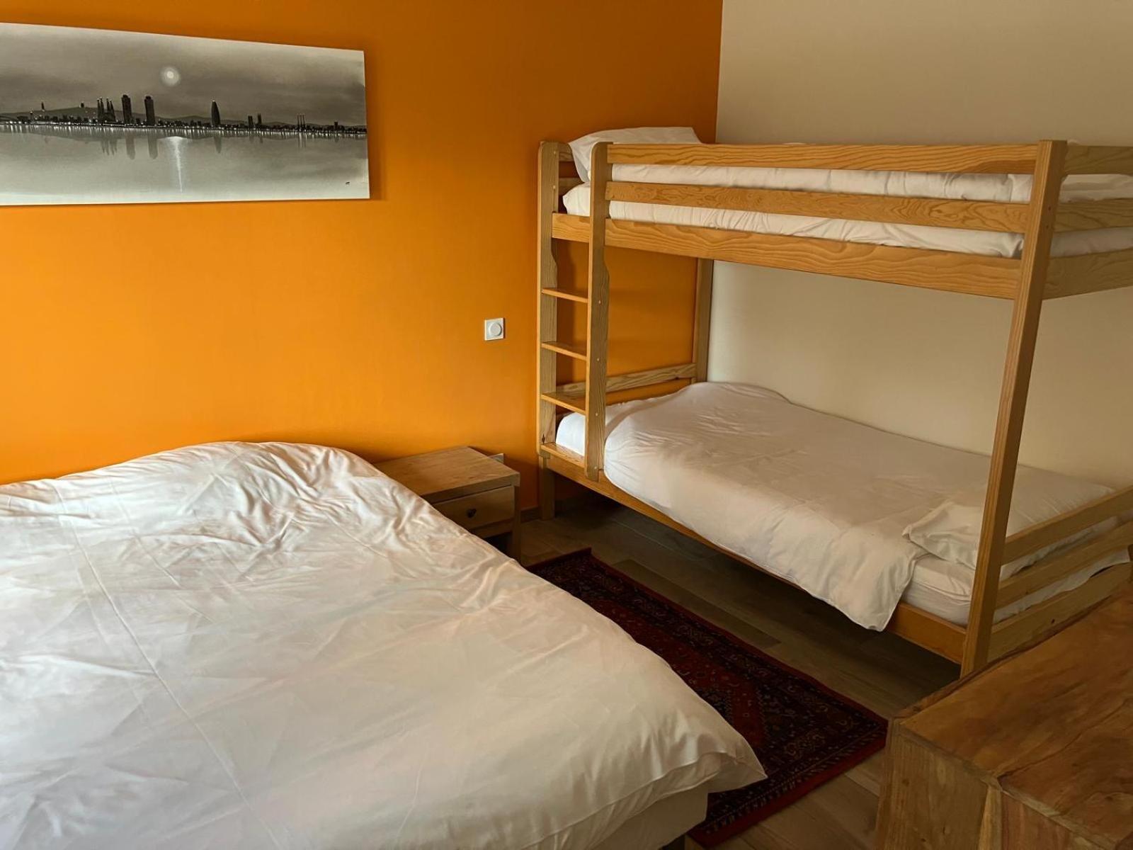 Domaine Des Peyries - Chambres Et Table D'Hotes Saint-Barthelemy-d'Agenais エクステリア 写真